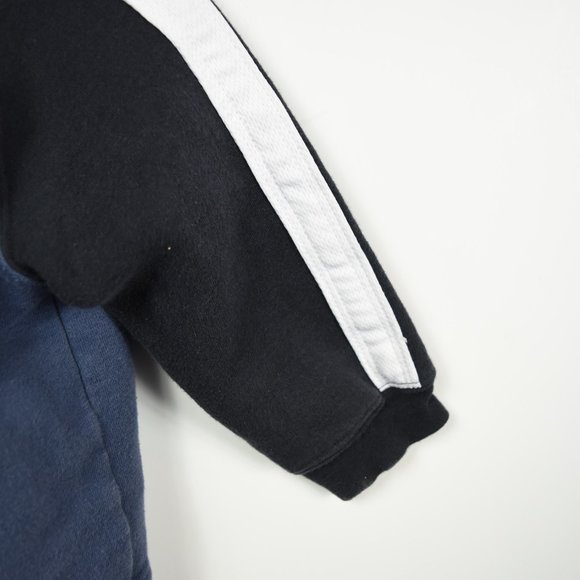 Collage style hockey hoodie from Roots - Picture 6 of 8